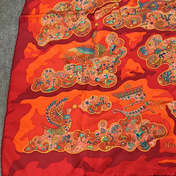 HERMES Silk Nuees Imaginaires Scarf 90 - Picture 7 of 17